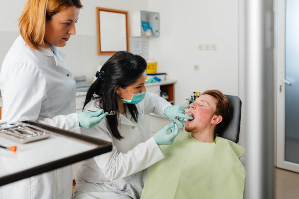 Best Broken or Cracked Tooth Emergency Dentist in Columbus, TX